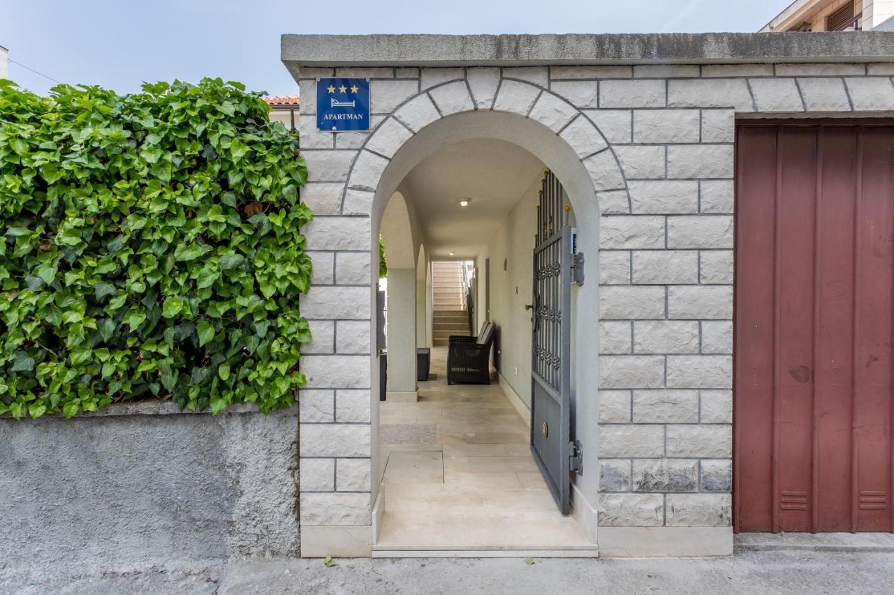 Leilighet Garden Dina With Free Parking *