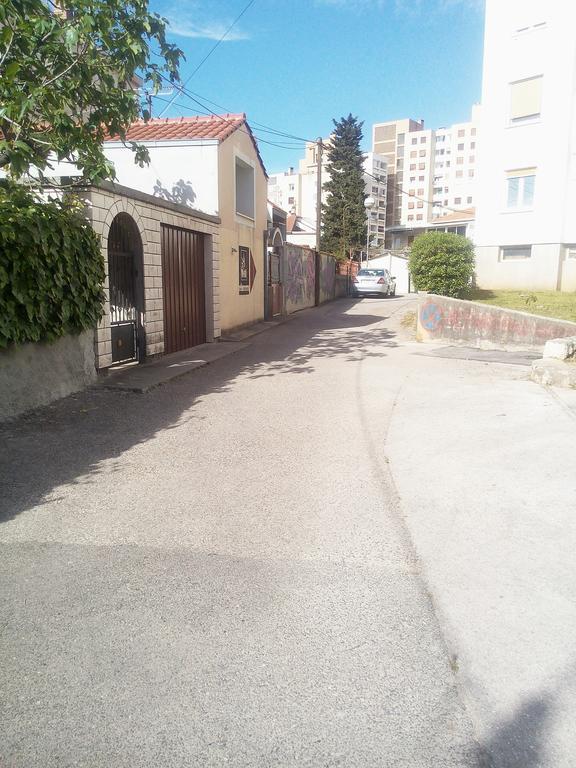 Garden Dina With Free Parking * Split